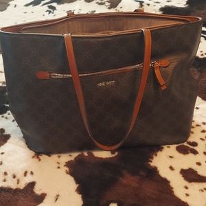 NINE WEST PURSE